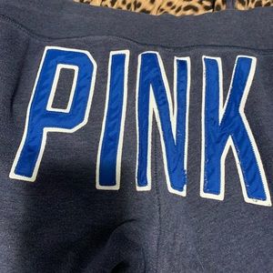 Size Small Victoria Secret comfy set!